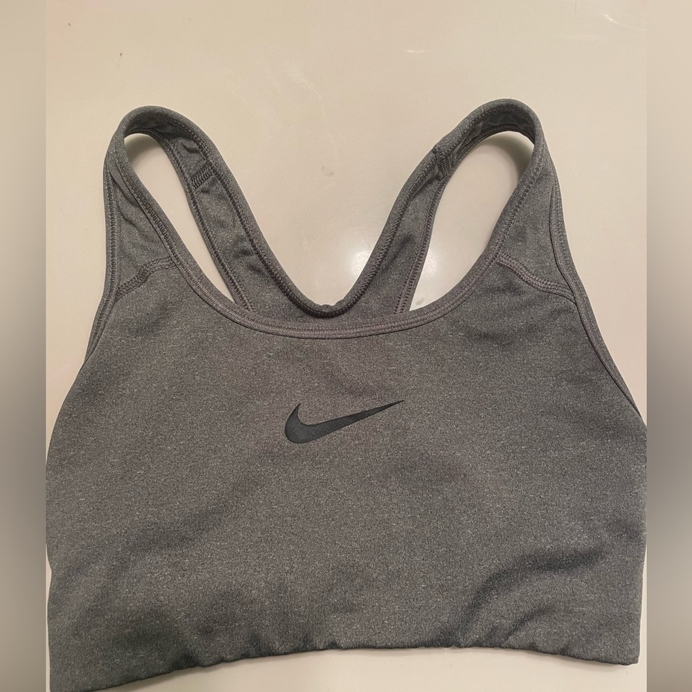 WOMENS GREY NIKE SPORTS BRA, WORN TWICE, SIZE XS